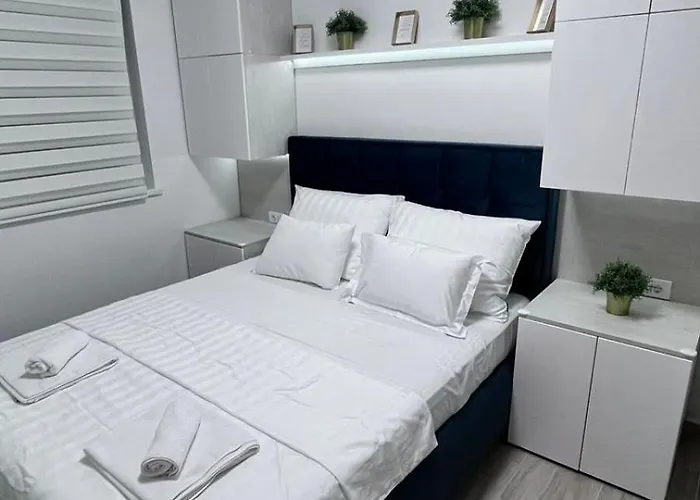 Srebrno Jezero Mina Apartment